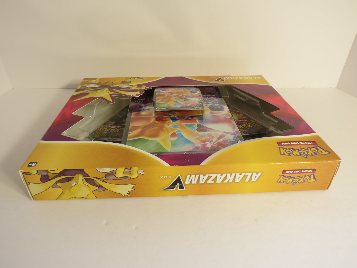 Alakazam V Box Collection Box Vivid Voltage Pokemon Sealed