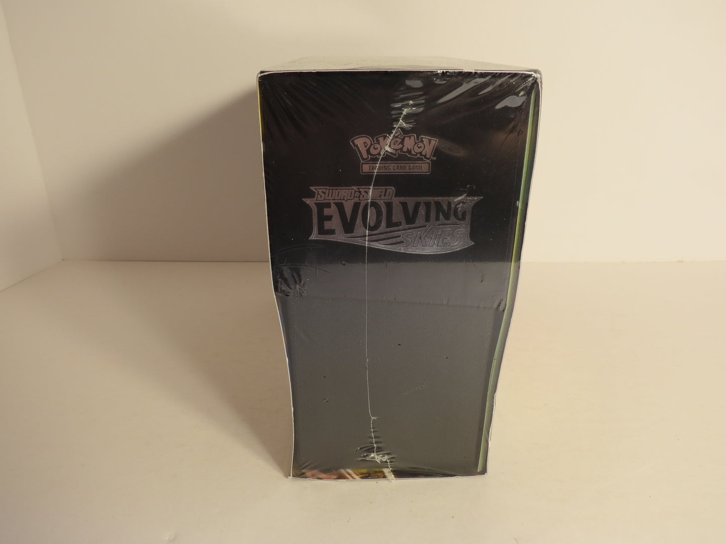 Sword & Shield Evolving Skies Elite Trainer Box ETB Sealed Pokemon