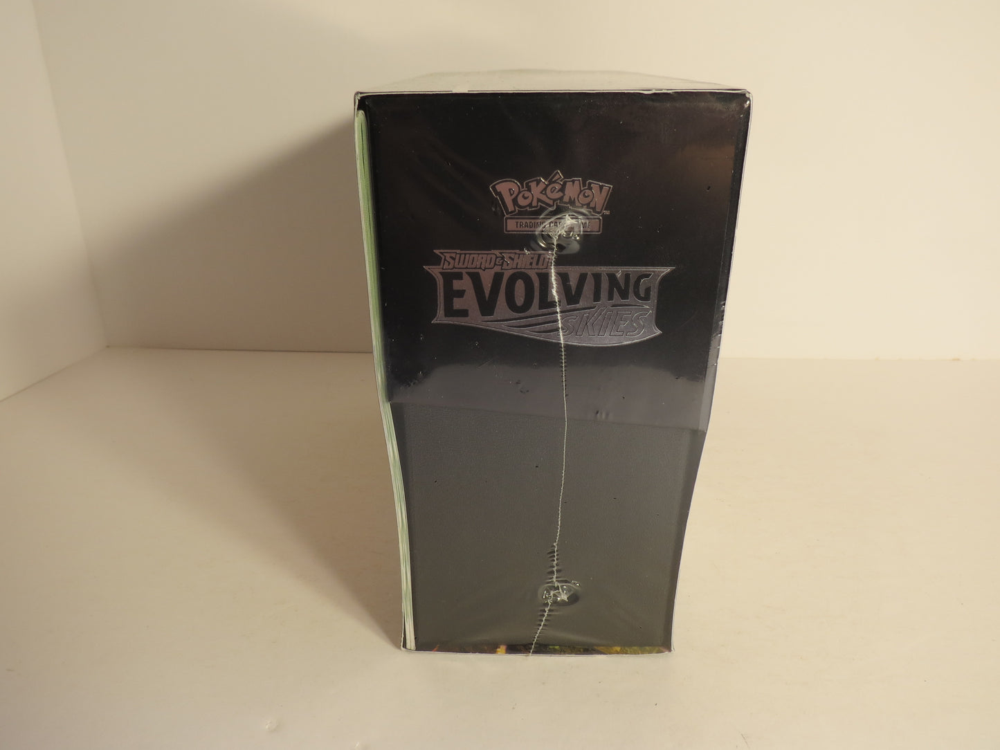 Sword & Shield Evolving Skies Elite Trainer Box ETB Sealed Pokemon