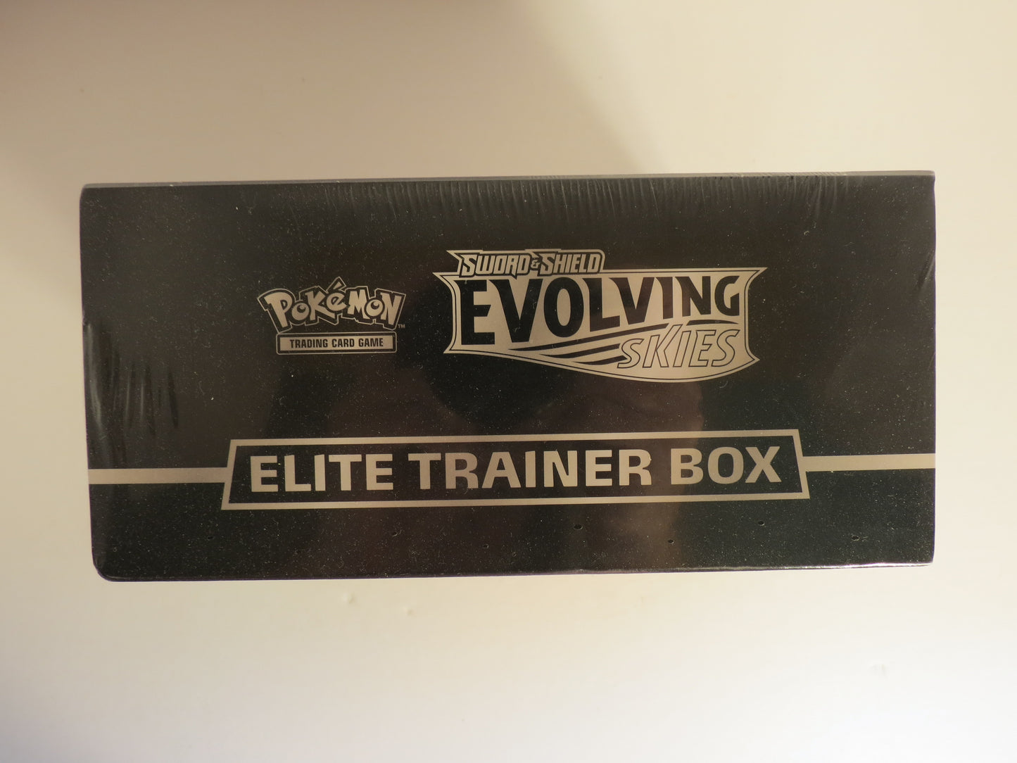 Sword & Shield Evolving Skies Elite Trainer Box ETB Sealed Pokemon