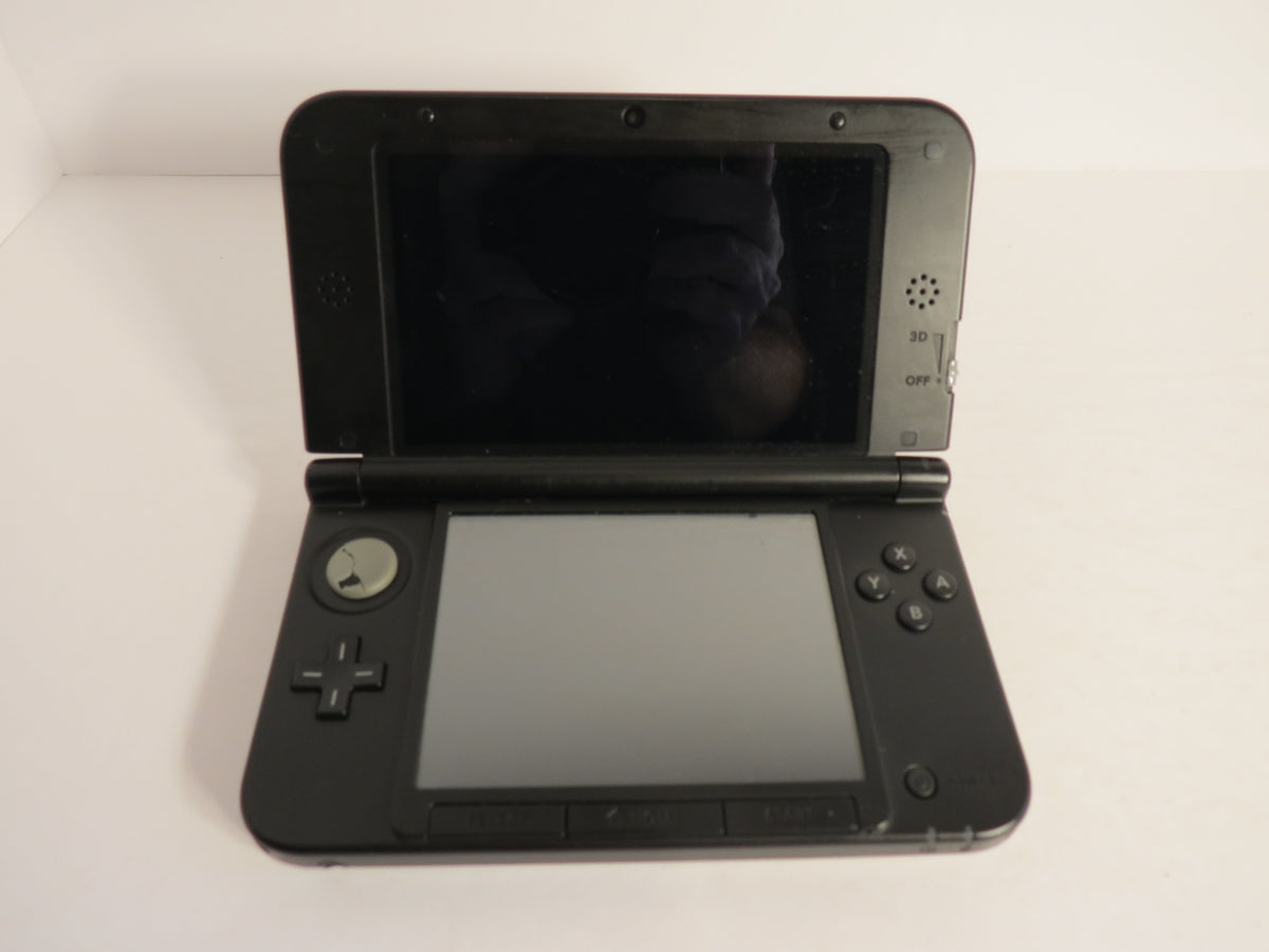 Mario & Luigi Dream Team Nintendo 3DS XL Console SPR-001 Silver & Black With Charger