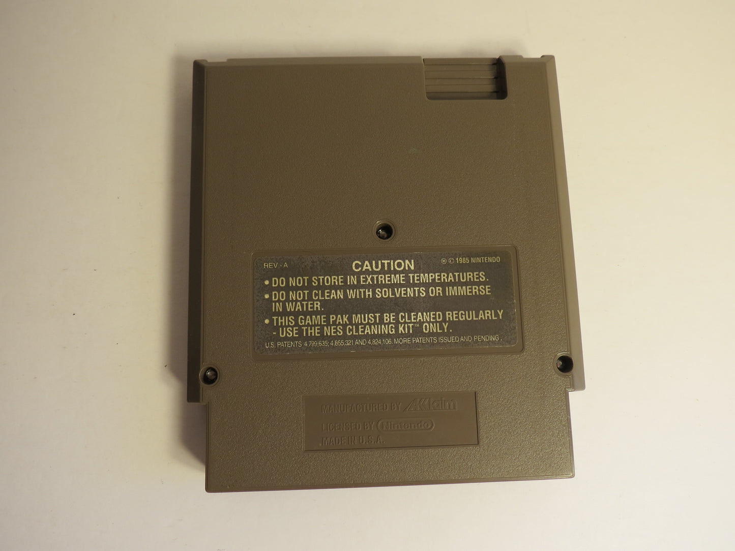 The Simpsons Bart vs the World Nintendo NES Game