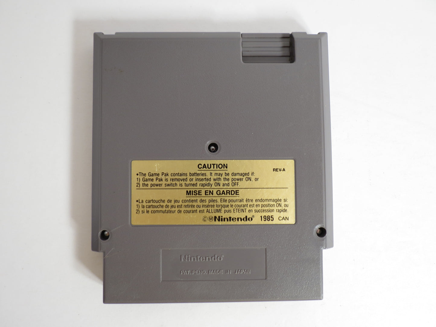 Final Fantasy CAN Nintendo NES Game