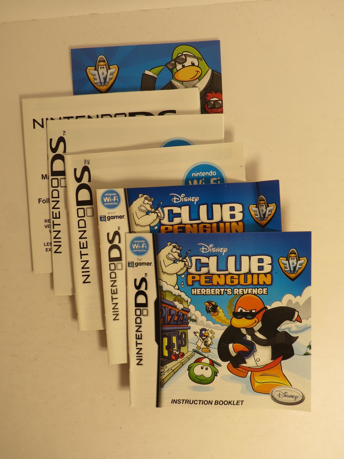 Club Penguin Herbert's Revenge Nintendo DS Game CIB