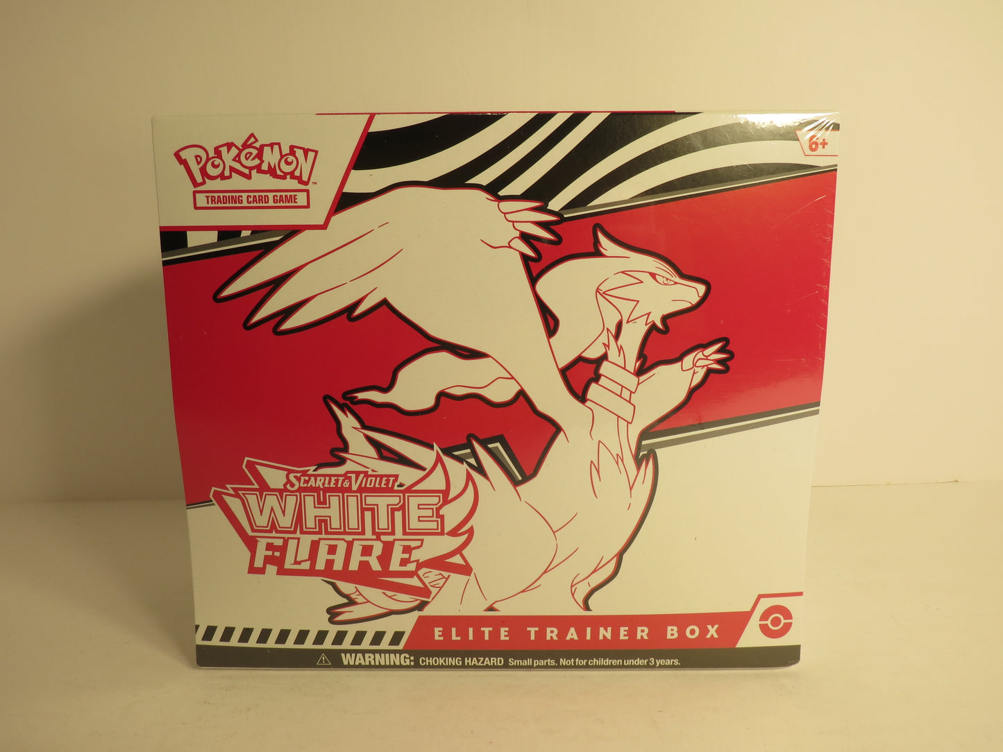 Scarlet & Violet White Flare Pokemon Elite Trainer Box ETB Sealed