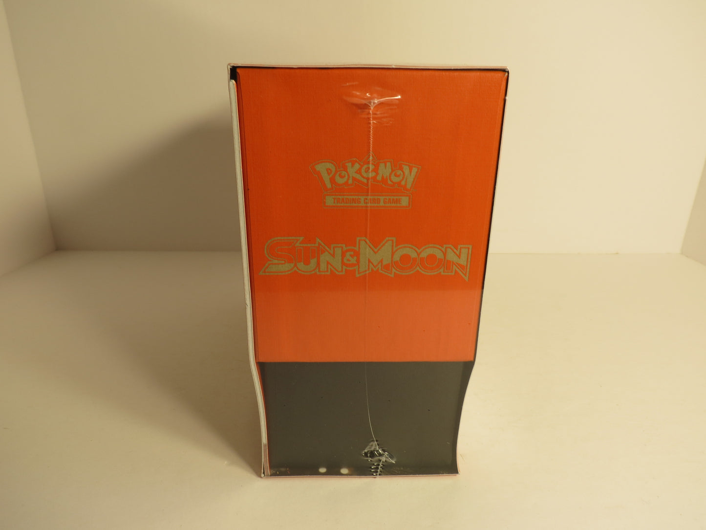 Sun & Moon Base Solgaleo Pokemon Elite Trainer Box ETB