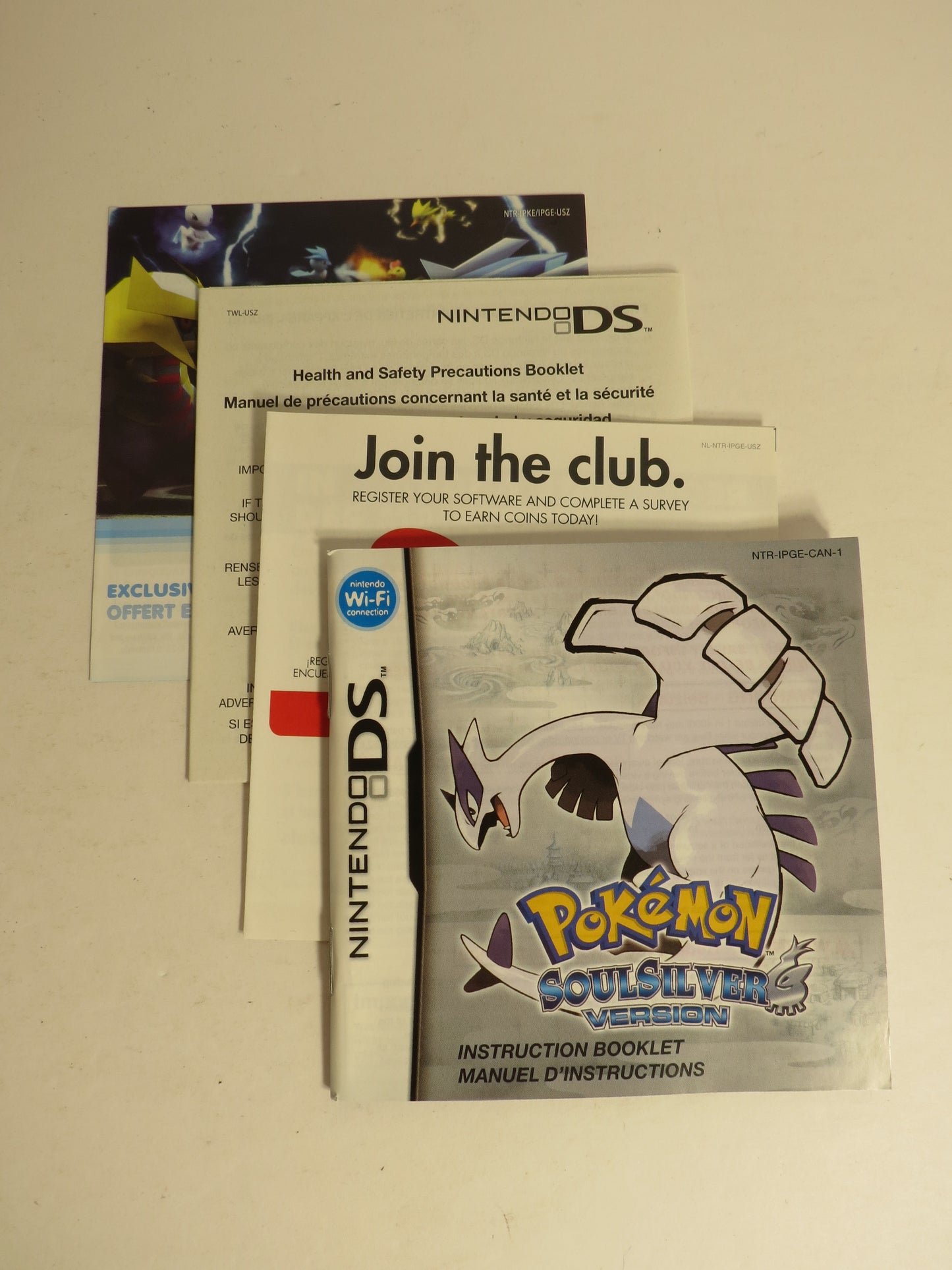 Pokemon SoulSilver Version Nintendo DS Game CIB